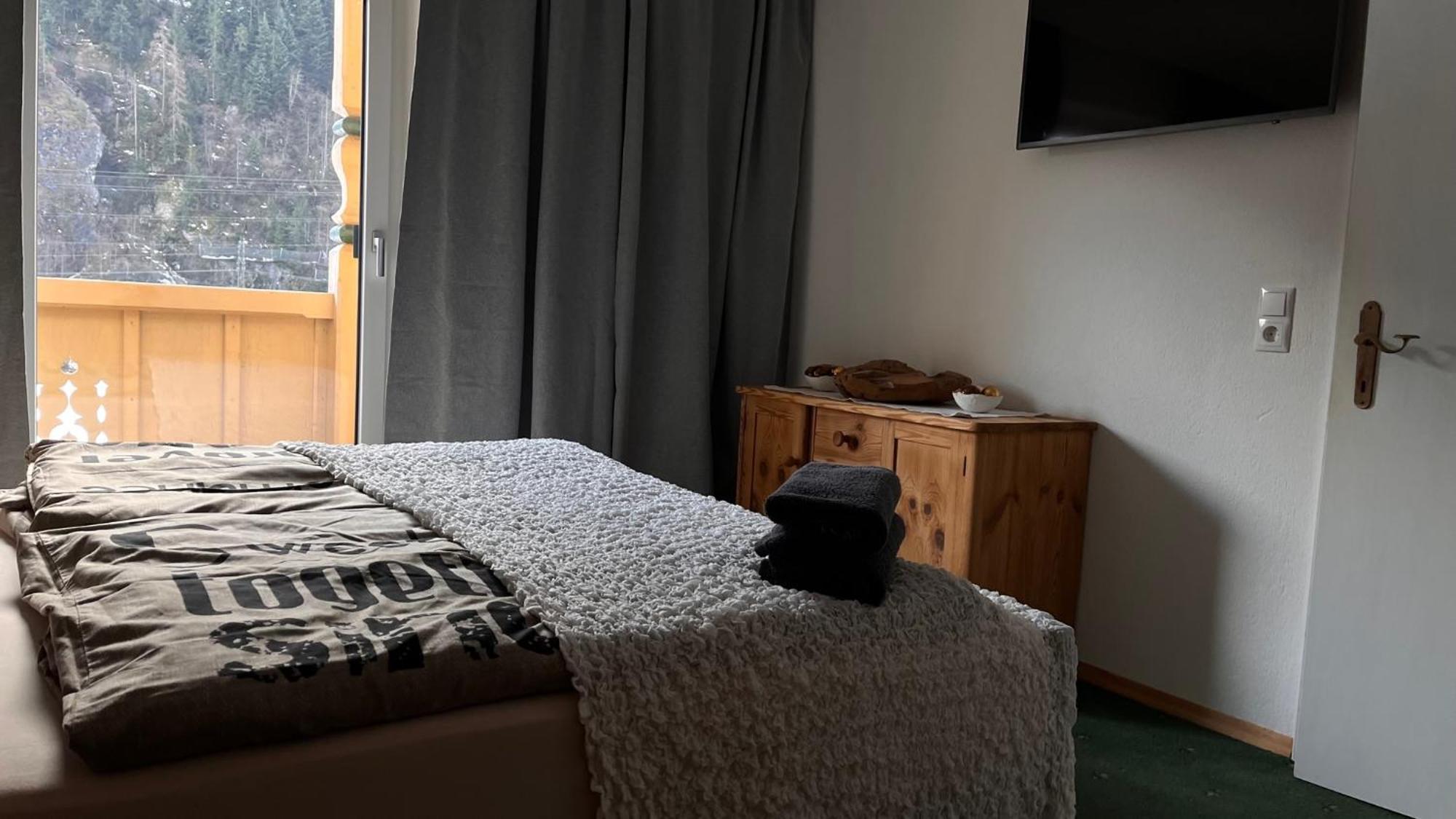 Ferienwohnungen Am Riedanger Mayrhofen Exterior foto