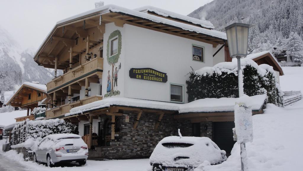 Ferienwohnungen Am Riedanger Mayrhofen Exterior foto